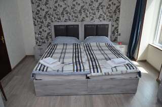 Гостевой дом Guest house UTA Тбилиси-0